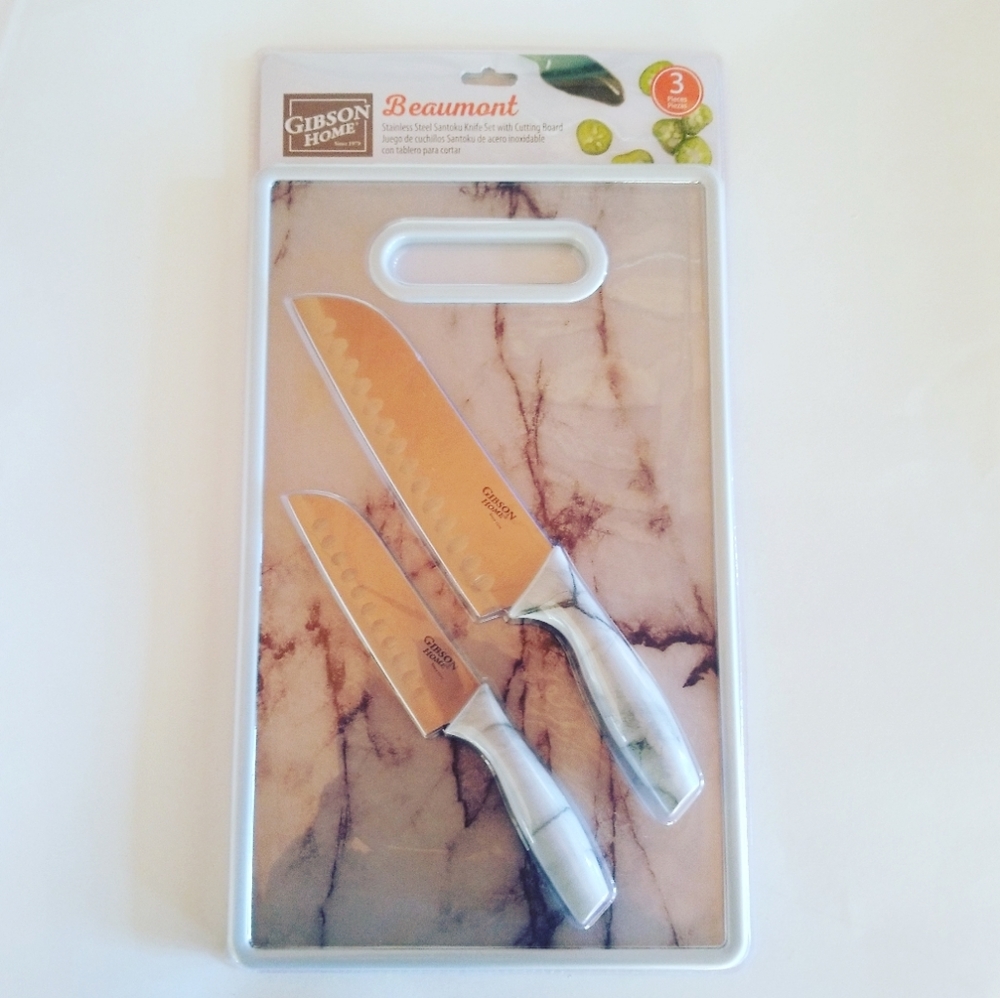 Santoku knife set of 2 with cutting board
